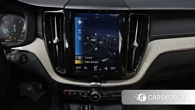 Volvo XC60 second Generation 2018 Белый из Кореи, фото 3