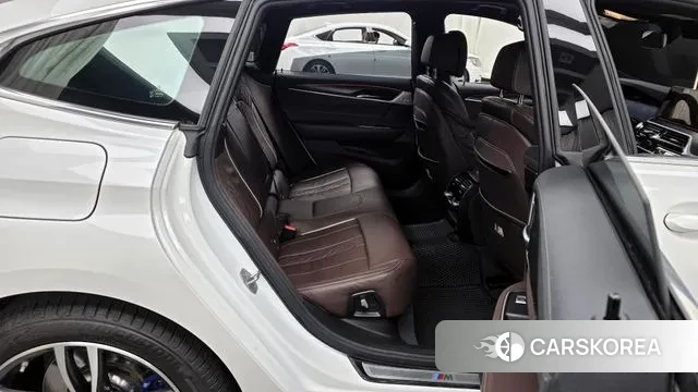 BMW 6 Series GT (G32) 2022 Белый из Кореи, фото 3