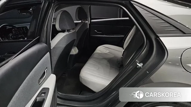 Hyundai Avante Hybrid (CN7) 2023 Серый из Кореи, фото 3