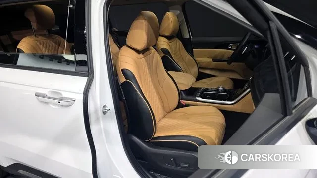 Kia Carnival 4th generation 2023 Белый из Кореи, фото 3