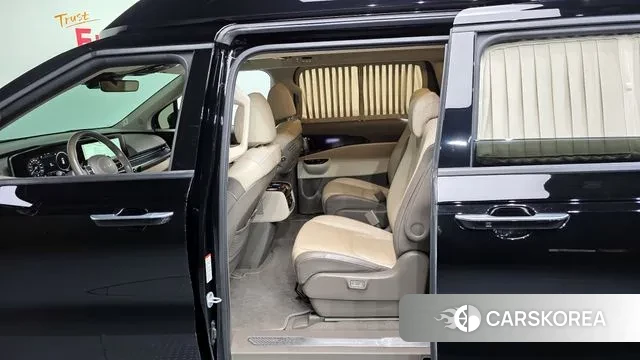 Kia Carnival 4th generation 2022 Черный из Кореи, фото 3