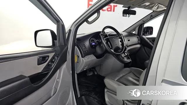 Hyundai The New Grand Starex 2019 Серебристо-серый из Кореи, фото 3