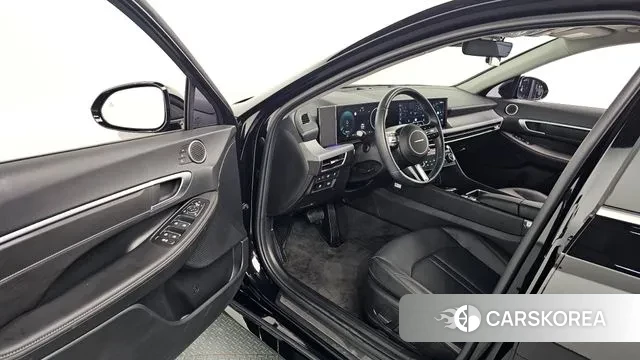 Hyundai Sonata D Edge Hybrid (DN8) 2024 Черный из Кореи, фото 3