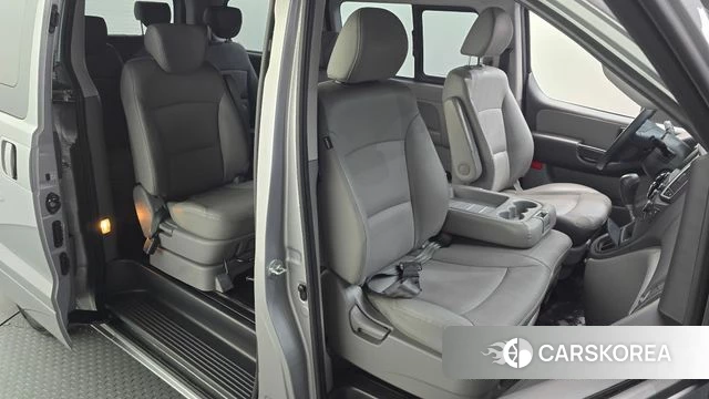 Hyundai The New Grand Starex 2019 Серебряный из Кореи, фото 3