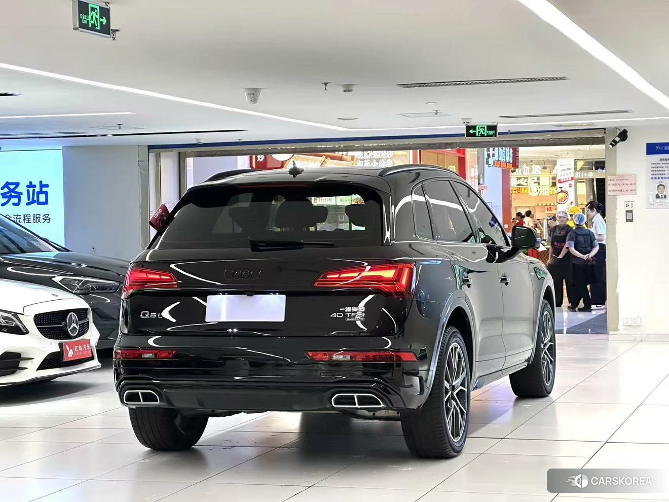 Audi Q5L 2023 Черный из Китая, фото 3