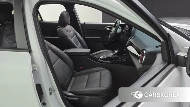 Chevrolet (GM Daewoo) Trax Crossover 2023 Белый из Кореи, фото 3