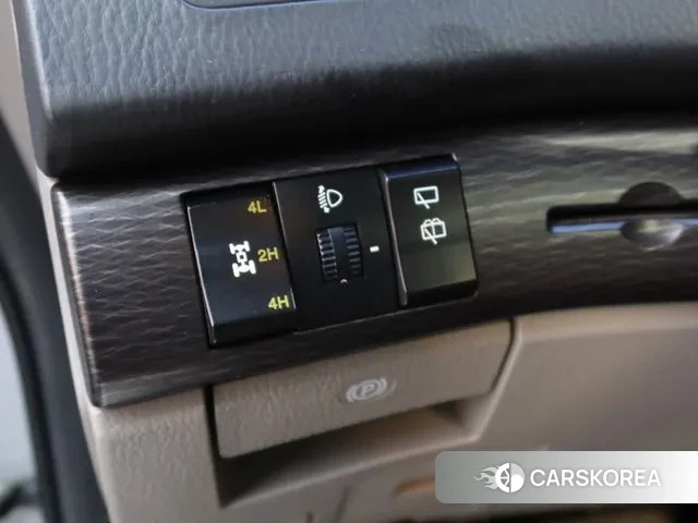 Ssangyong Korando Turismo 2019 Серебристо-серый из Кореи, фото 3