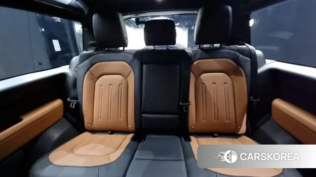 Land Rover Defender (L663) 2024 Черный из Кореи, фото 3