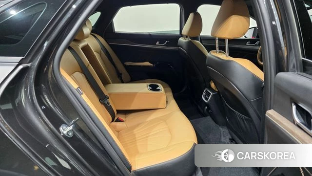 Kia K5 3rd generation 2023 Серый из Кореи, фото 3