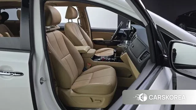 Kia The New Carnival 2020 Белый из Кореи, фото 3