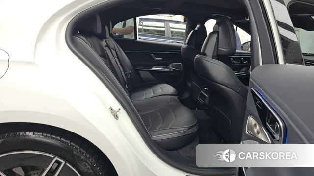 Mercedes-Benz E-Class W214 2026 Белый из Кореи, фото 3
