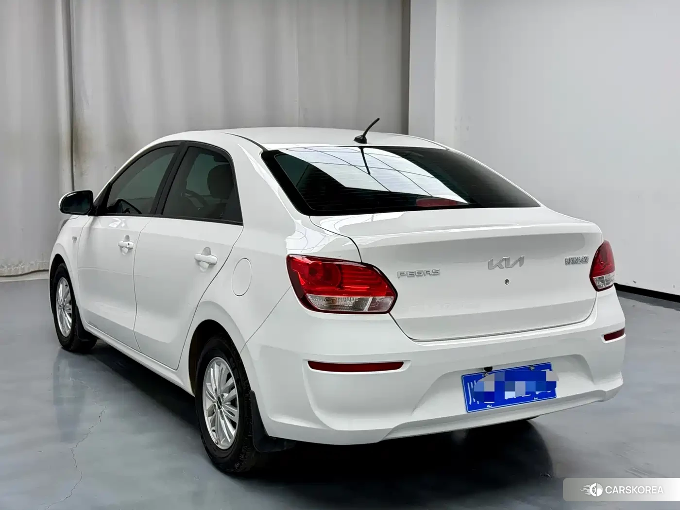Kia Huanchi 2021 Белый из Китая, фото 3
