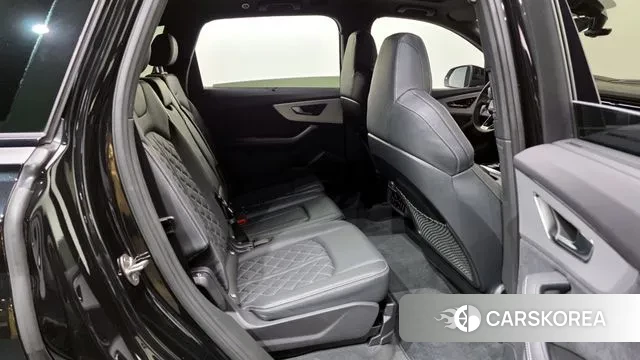 Audi Q7 (4M) 2023 Черный из Кореи, фото 3