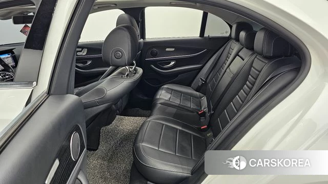 Mercedes-Benz E-Class W213 2019 Белый из Кореи, фото 3