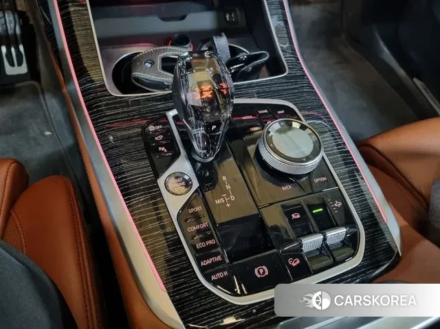 BMW X7 (G07) 2022 Черный из Кореи, фото 3