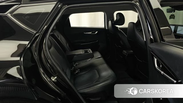 Kia EV6 2023 Черный из Кореи, фото 3