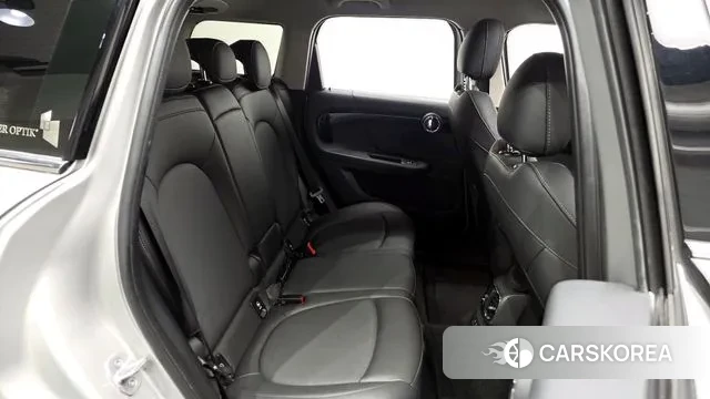 Mini Cooper Countryman 2023 Серебристо-серый из Кореи, фото 3