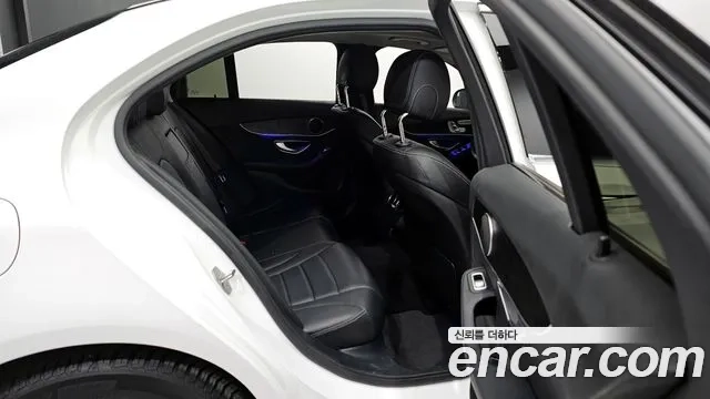 Mercedes-Benz C-Class W205 2019 Белый из Кореи, фото 3