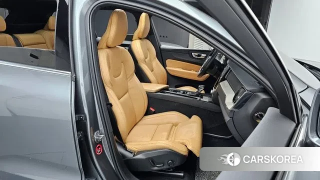 Volvo XC60 second Generation 2020 Серый из Кореи, фото 3