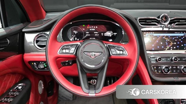 Bentley Bentayga 2023 Белый из Кореи, фото 3