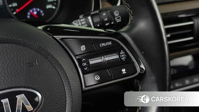 Kia Seltos 2019 Белый из Кореи, фото 3