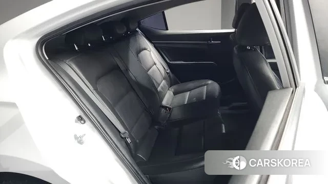 Hyundai Avante AD 2018 Белый из Кореи, фото 3