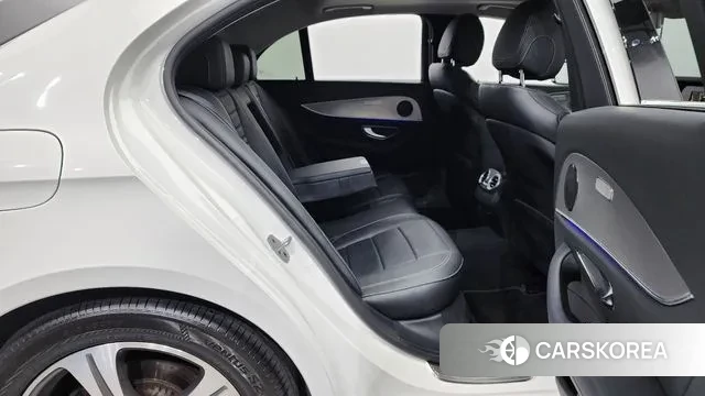 Mercedes-Benz E-Class W213 2018 Белый из Кореи, фото 3