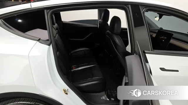 Tesla Model Y 2022 Белый из Кореи, фото 3