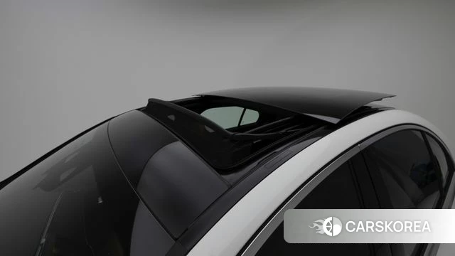 Mercedes-Benz E-Class W214 2025 Белый из Кореи, фото 3