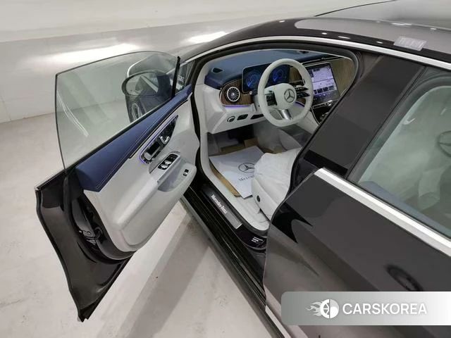 Mercedes-Benz EQE 2025 Черный из Китая, фото 3