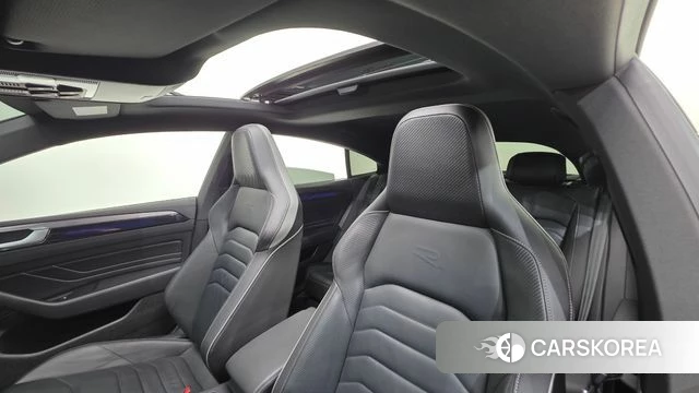 Volkswagen Arteon 2022 Серебристо-серый из Кореи, фото 3