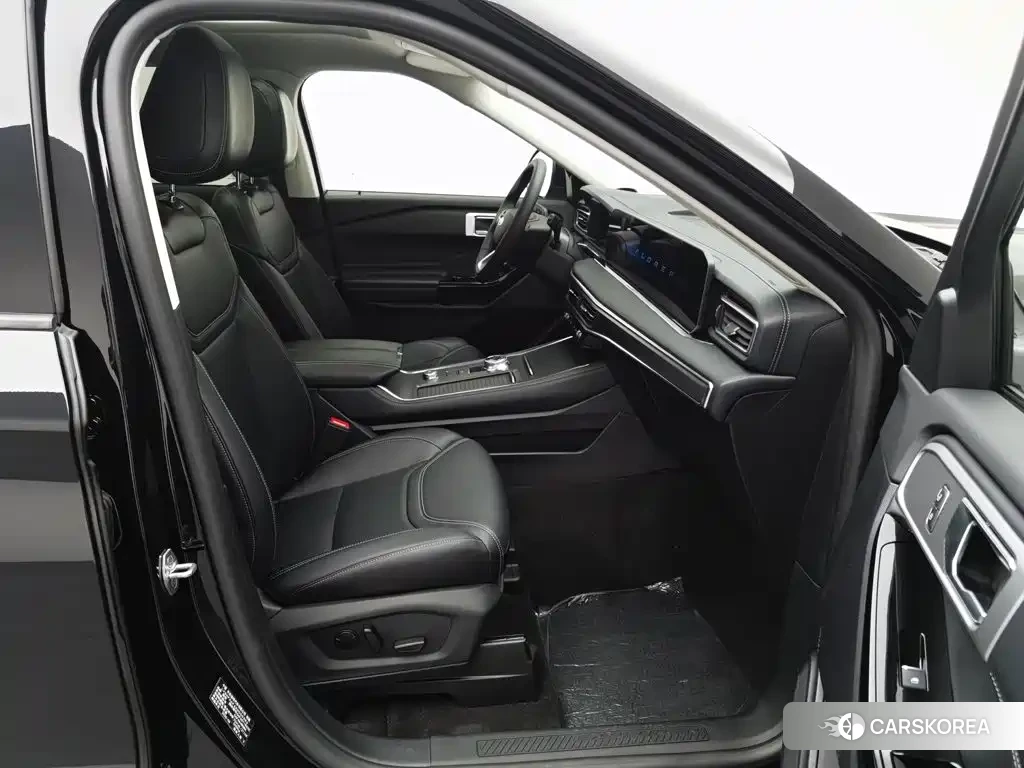 Ford Explorer 2025 Черный из Китая, фото 3