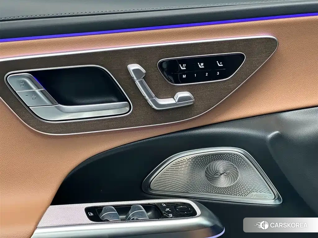 Mercedes-Benz E-Class 2025 Черный из Китая, фото 3