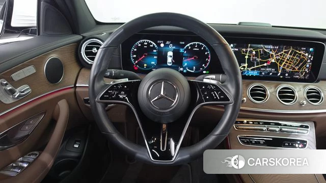 Mercedes-Benz E-Class W213 2021 Белый из Кореи, фото 3