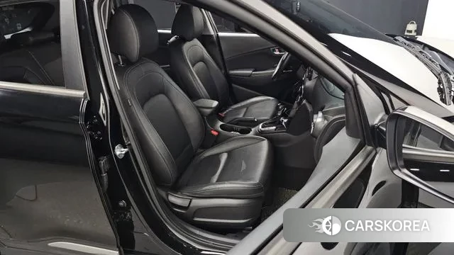 Hyundai Kona 2018 Черный из Кореи, фото 3