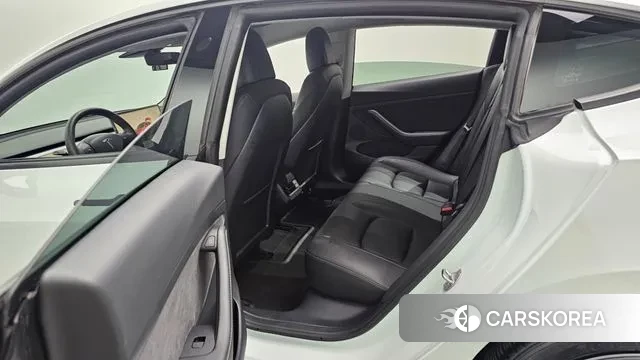 Tesla Model 3 2022 Белый из Кореи, фото 3