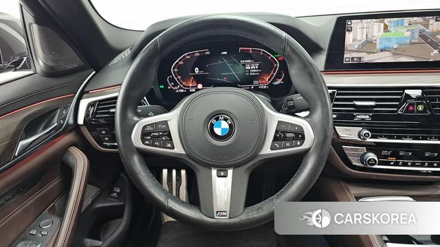 BMW 5 Series (G30) 2020 Серый из Кореи, фото 3