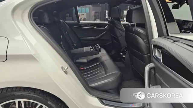 BMW 5 Series (G30) 2020 Белый из Кореи, фото 3