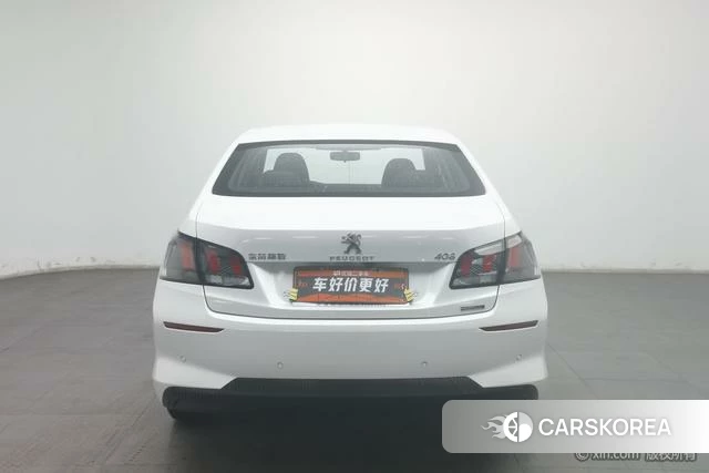 Peugeot 408 2020 Белый из Китая, фото 3