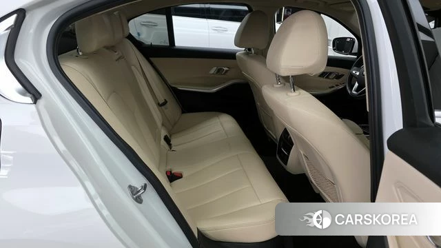 BMW 3 Series (G20) 2019 Белый из Кореи, фото 3