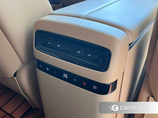Lan Tu Dreamer PHEV 2024 Черный из Китая, фото 3