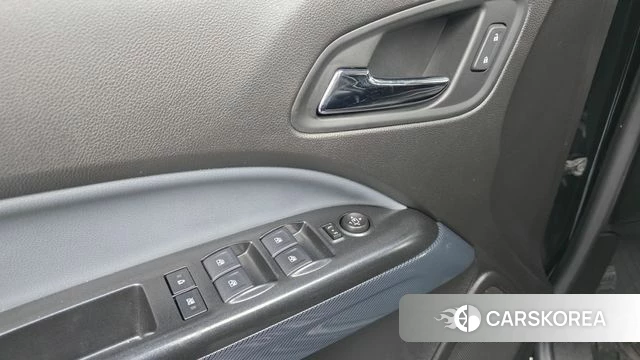 Chevrolet (GM Daewoo) Real New Colorado 2020 Черный из Кореи, фото 3