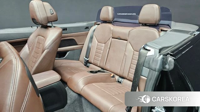 BMW 4 Series (G22) 2023 Черный из Кореи, фото 3