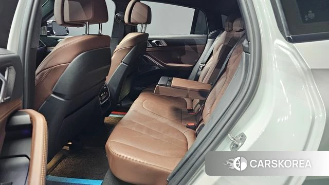 BMW X6 (G06) 2021 Белый из Кореи, фото 3