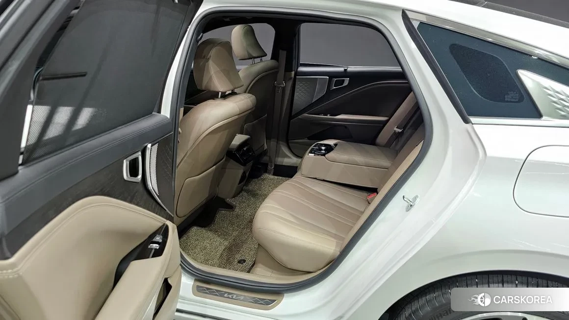 Kia K8 Hybrid 2023 Белый из Кореи, фото 3