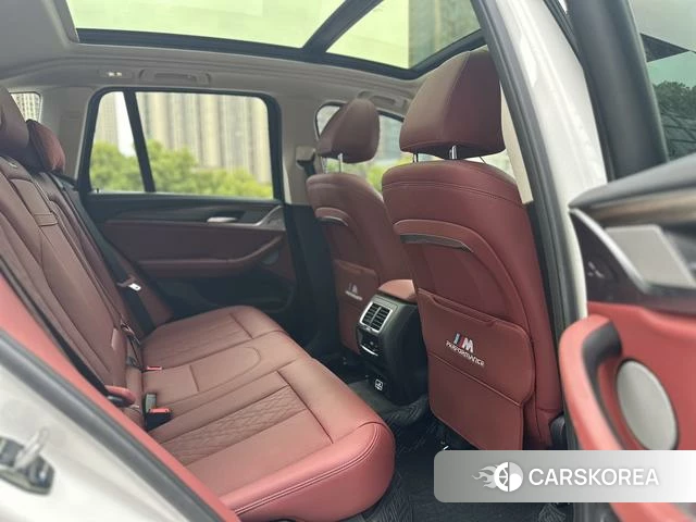 BMW X3 2024 Белый из Китая, фото 3