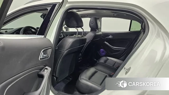 Mercedes-Benz GLA-Class X156 2018 Белый из Кореи, фото 3