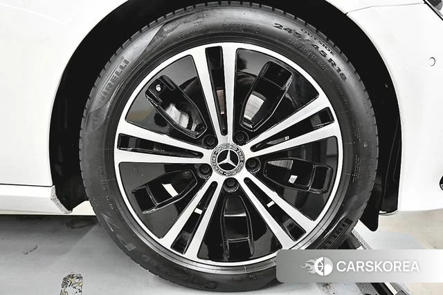 Mercedes-Benz E-Class W213 2020 Белый из Кореи, фото 3