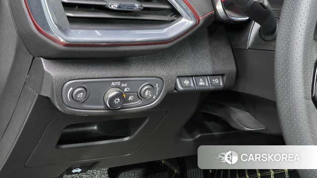 Chevrolet (GM Daewoo) Trailblazer 2021 Белый из Кореи, фото 3
