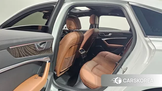 Audi A6 (C8) 2020 Белый из Кореи, фото 3